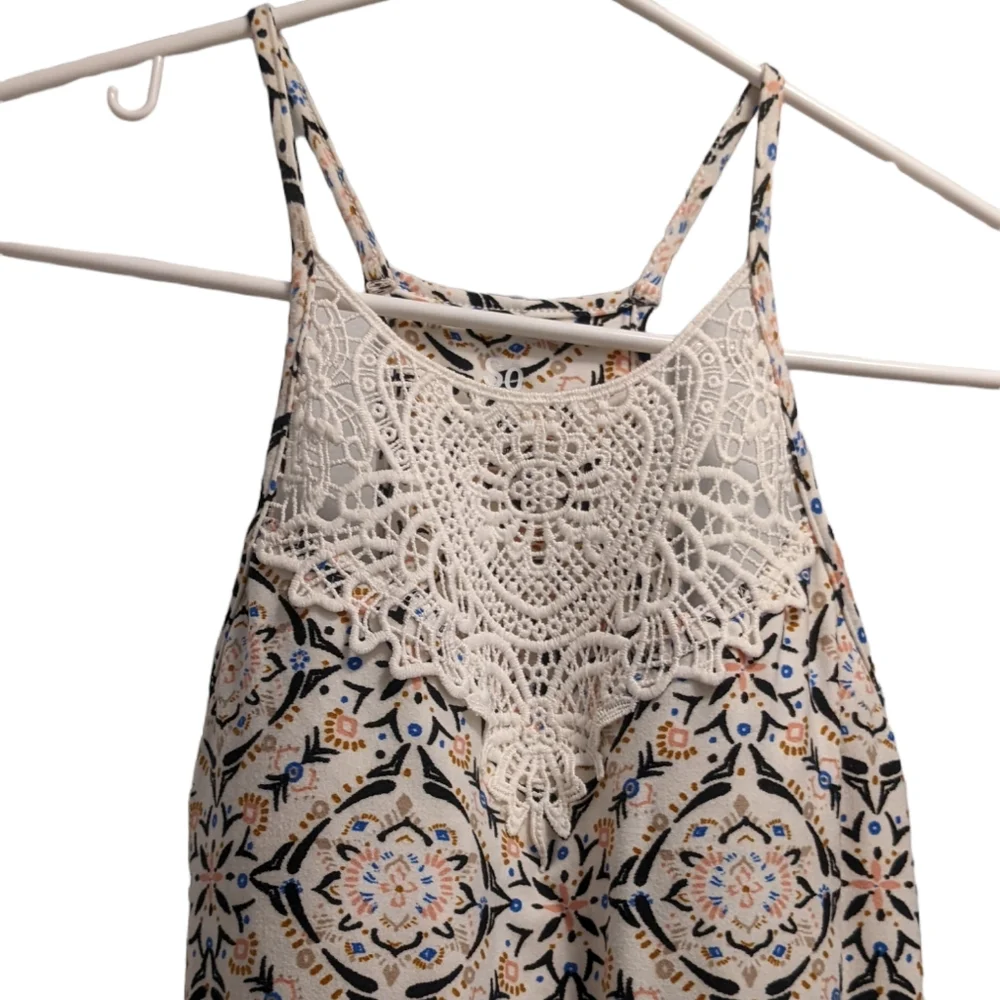💥☎️ LAST CALL SO Boho Lace V Neck Dress XS - Picture 2 of 3
